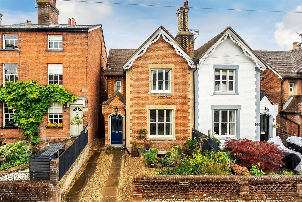 Property photo 1 of 20 26-Howard-Road-24 Front Edit.Jpg