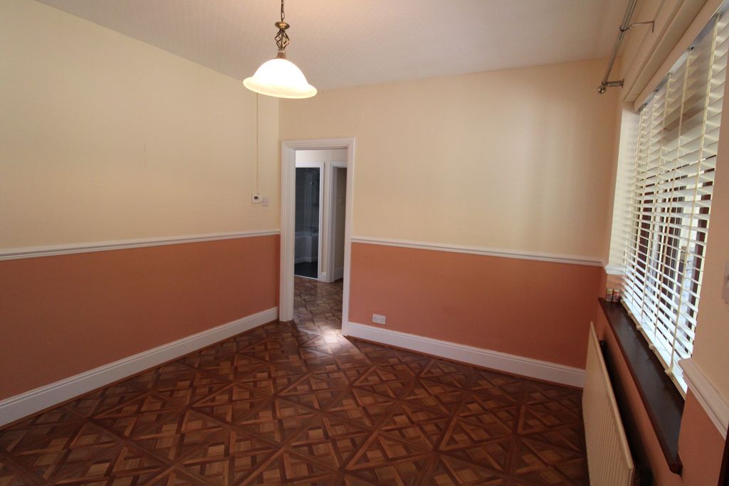 Property photo 3 of 23