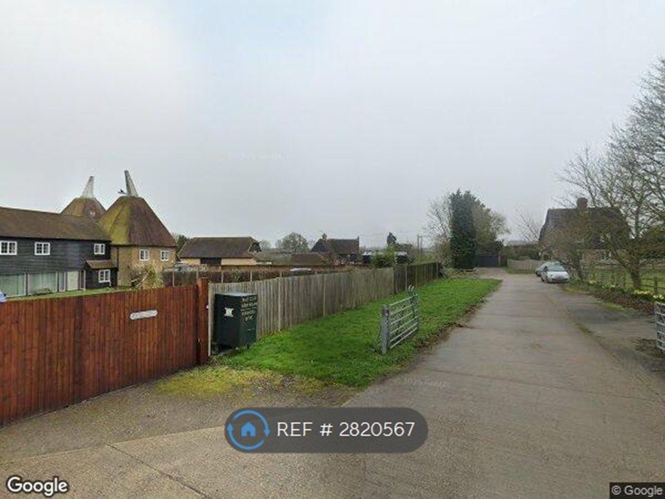 Property photo 2 of 12