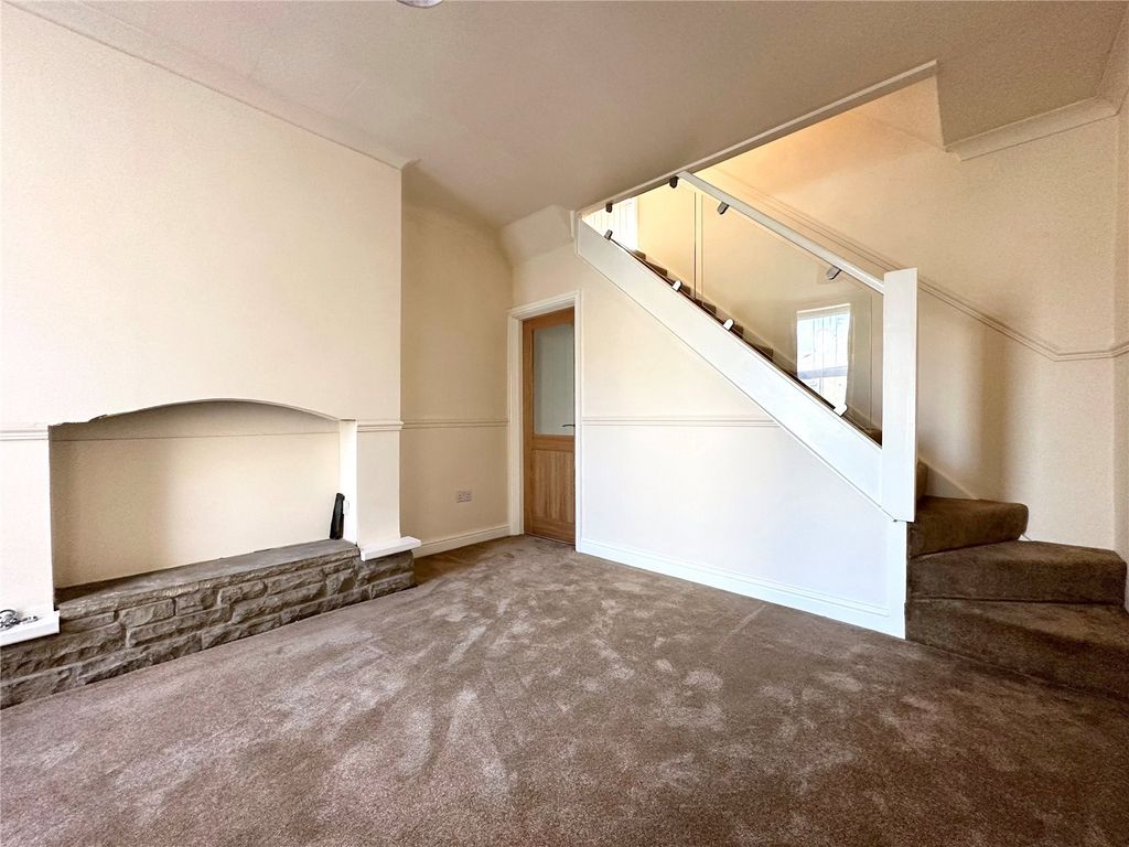 Property photo 3 of 8 Picture No. 13