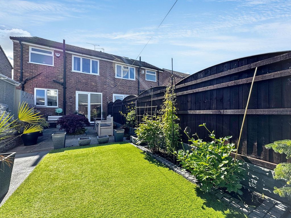 Property photo 2 of 19