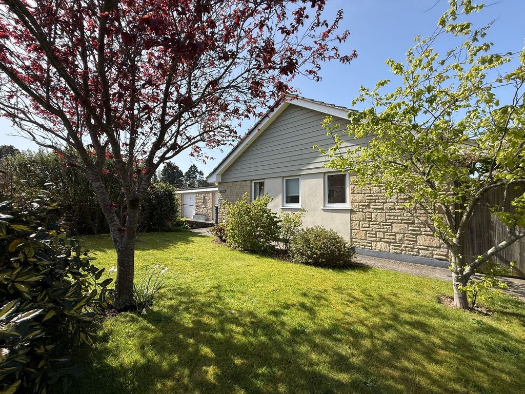 Property photo 2 of 22