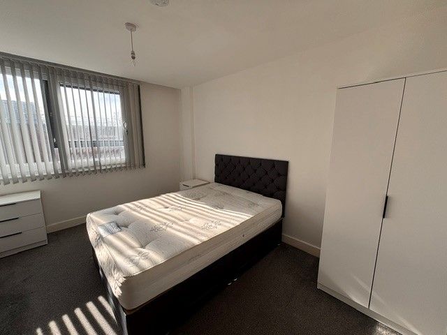 Property photo 3 of 6 Bedroom