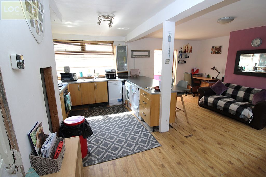 Property photo 3 of 11 Img_8846.Jpg