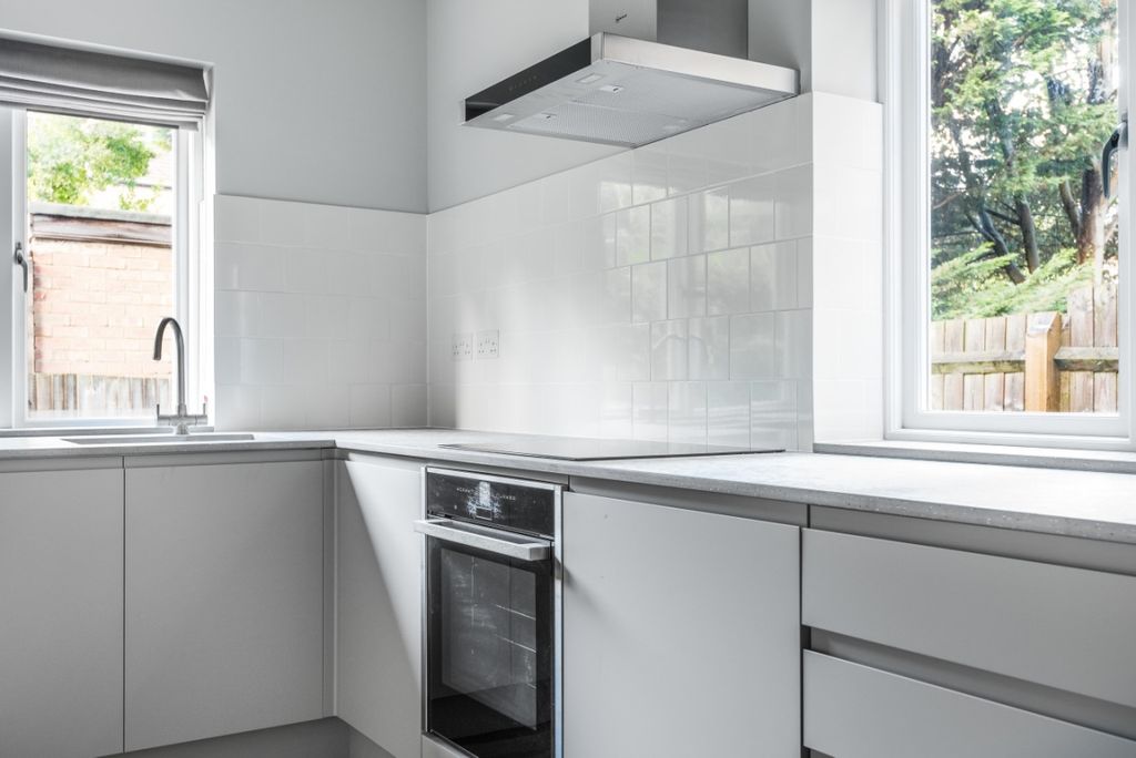 Property photo 2 of 6 780456 (12)