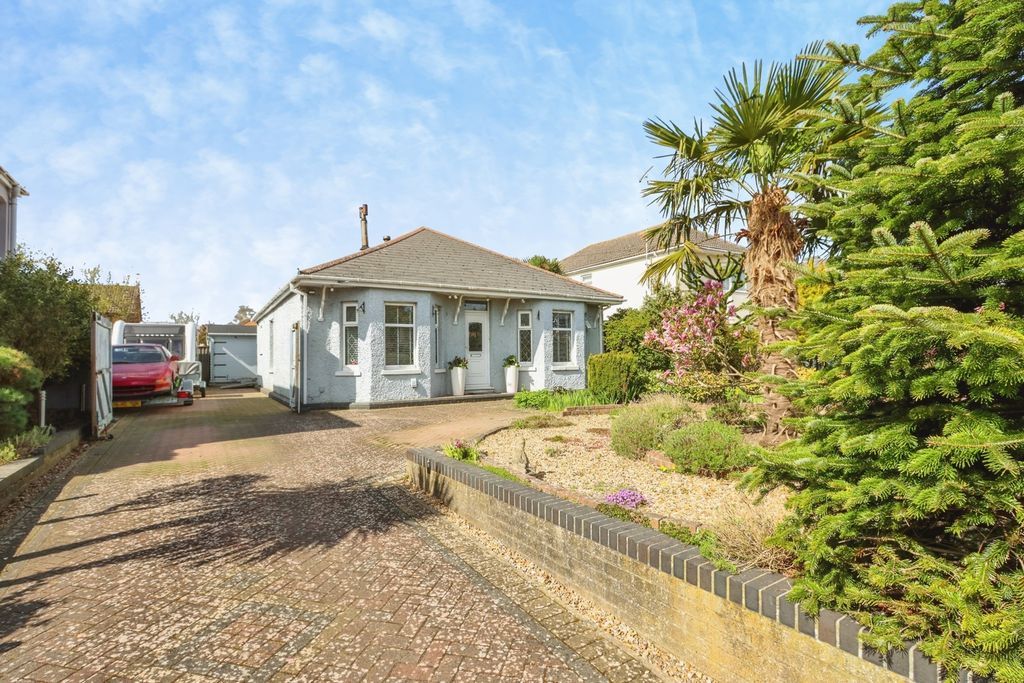 Property photo 1 of 18 Pbox-Img.Jpg