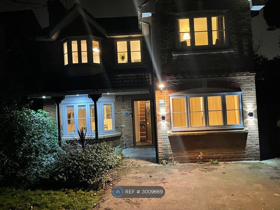 Property photo 3 of 24