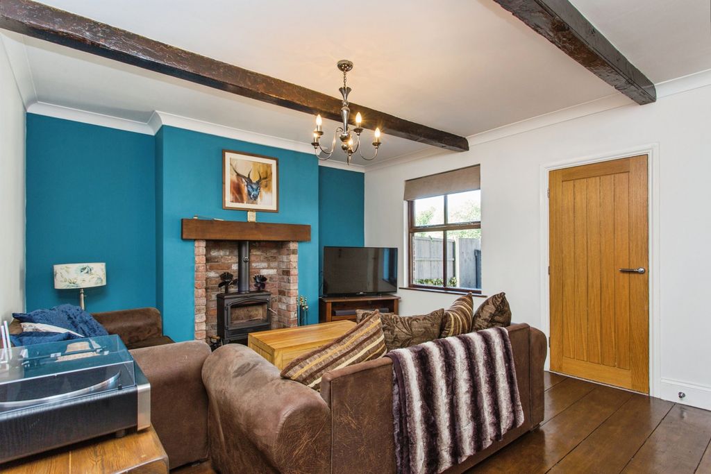 Property photo 2 of 15