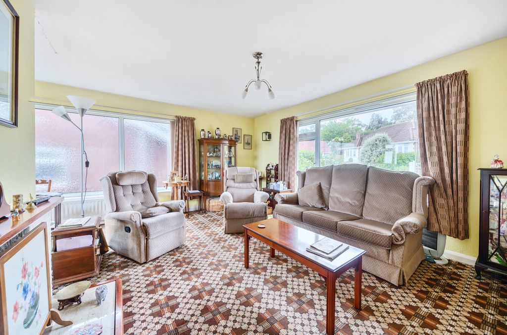 Property photo 3 of 18 3 - Lounge/Dining Room