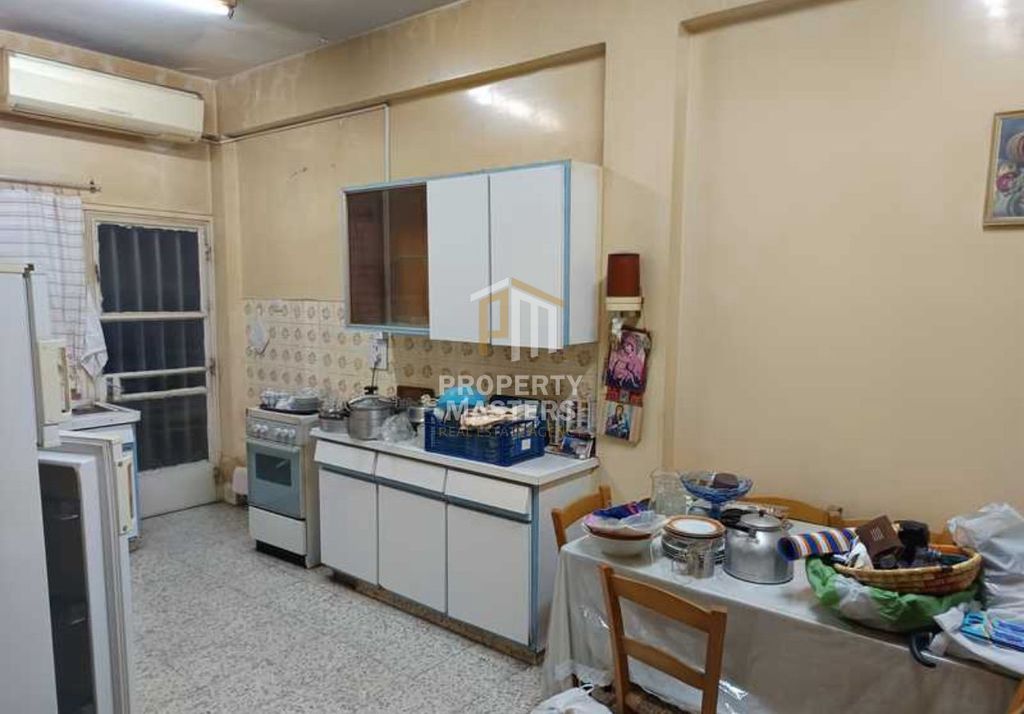 Property photo 1 of 3