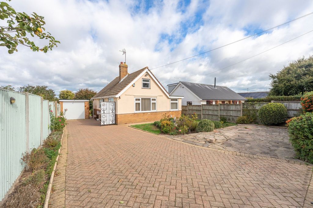 Property photo 1 of 26