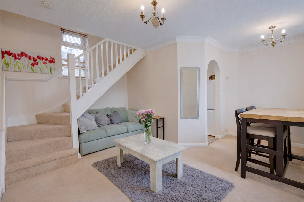 Property photo 3 of 6 Picture No. 17