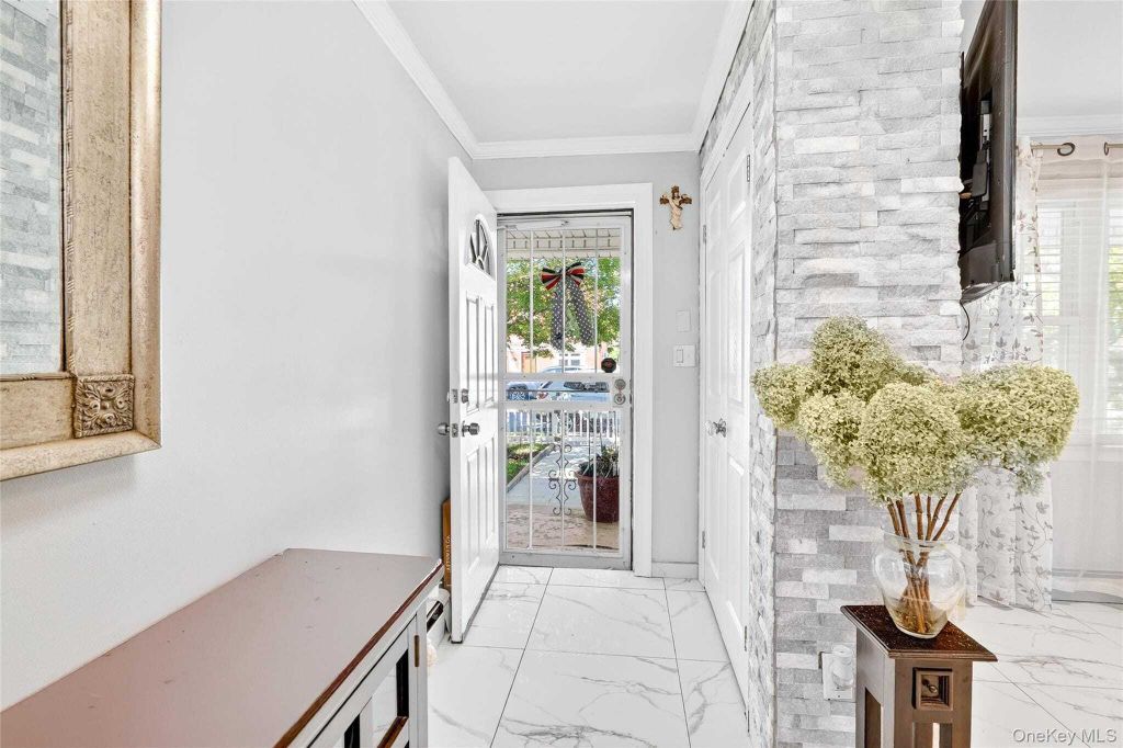 Property photo 3 of 31 <Alttext/>