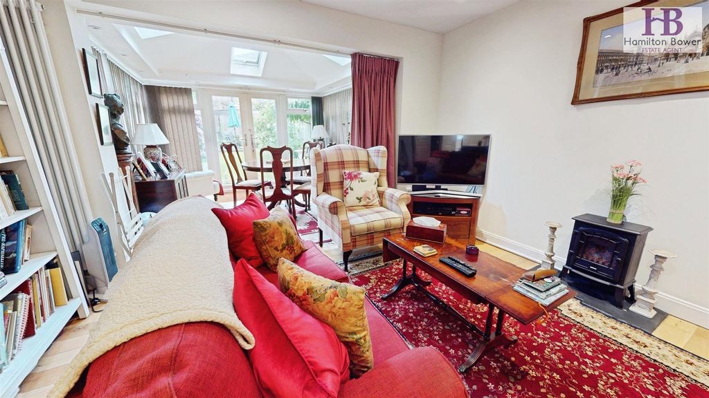 Property photo 3 of 19 Open Plan Dining Kitchen/Lounge