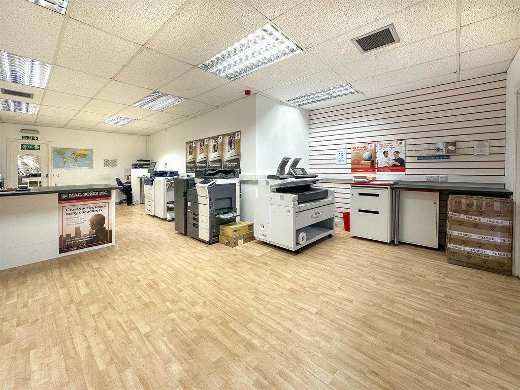 Property photo 3 of 8 Photo 2