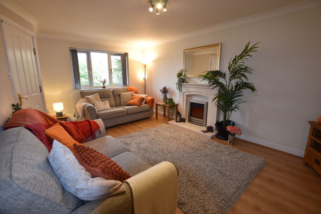 Property photo 3 of 18 Image 1