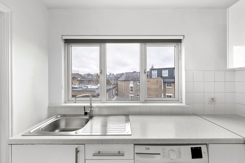 Property photo 3 of 10 Dsc06722