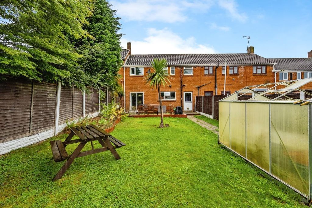 Property photo 1 of 21 40Dimbleslane-19.Jpg