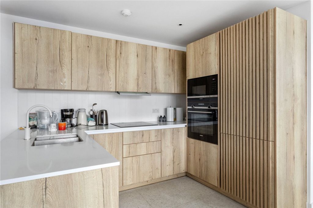 Property photo 2 of 13 Picture No. 04