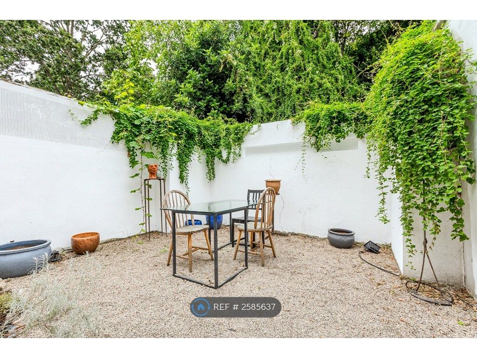 Property photo 1 of 35