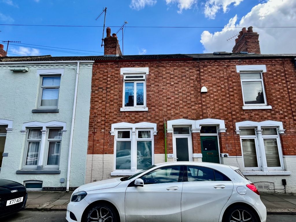Property photo 1 of 12 Stanhope Road