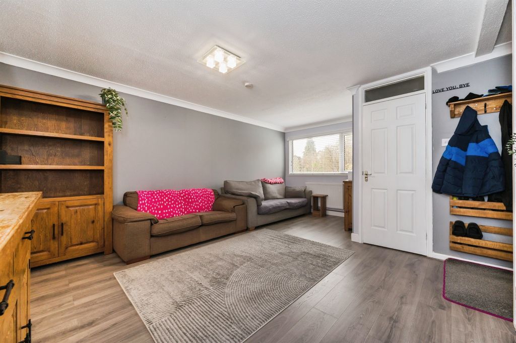 Property photo 2 of 23