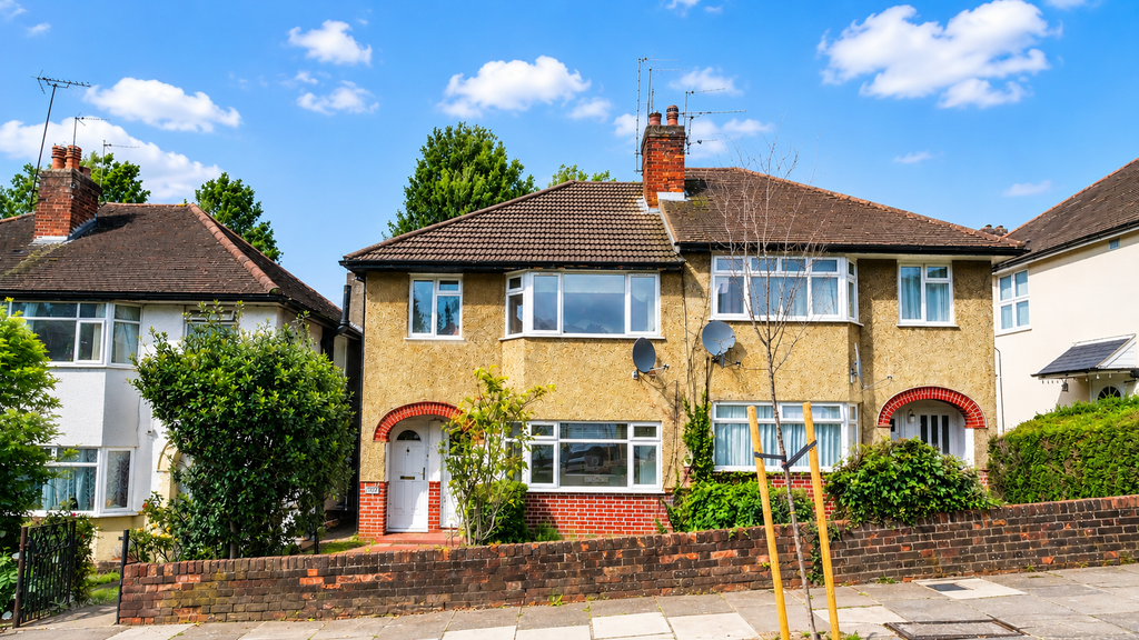 Property photo 1 of 12