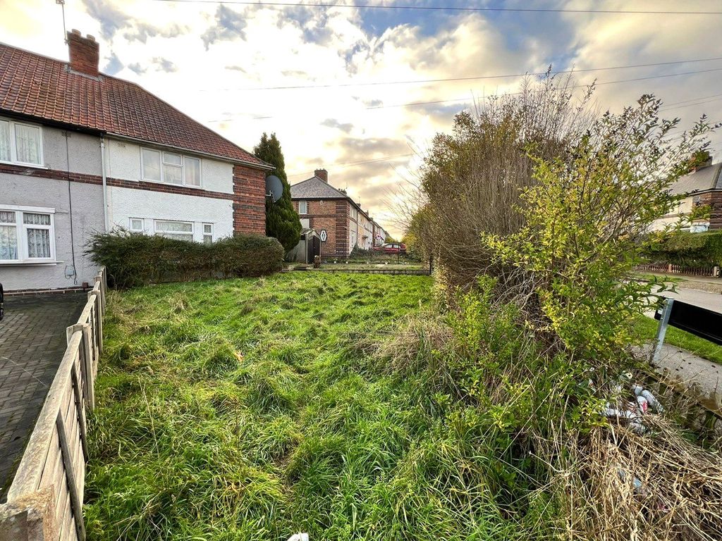 Property photo 2 of 9 Picture No. 01