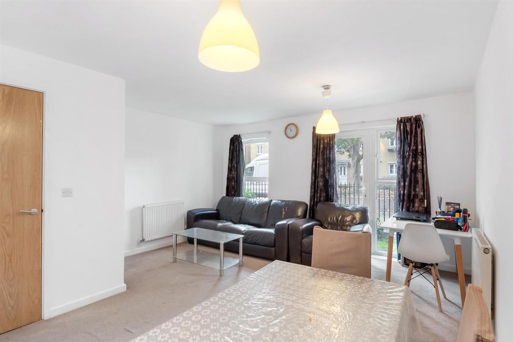 Property photo 2 of 16 Zii_7876-Hdr.Jpg