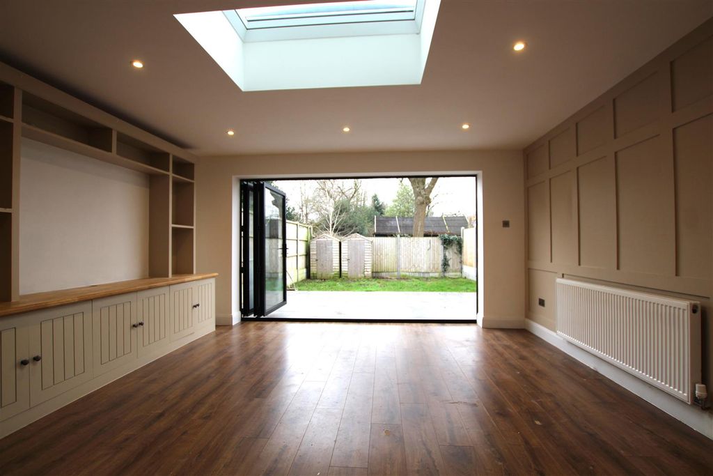 Property photo 2 of 12 Img_8835.Jpg