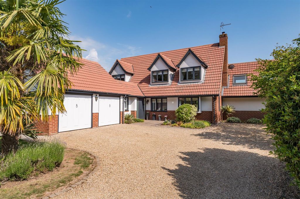 Property photo 1 of 39 Barham_73.Jpg