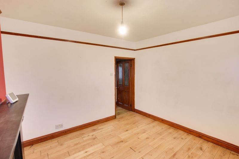Property photo 3 of 11 Photo 3