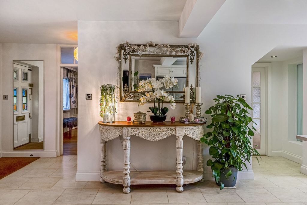 Additional image 5 of 4 bed detached house for salePrinces Crescent, Hove BN3