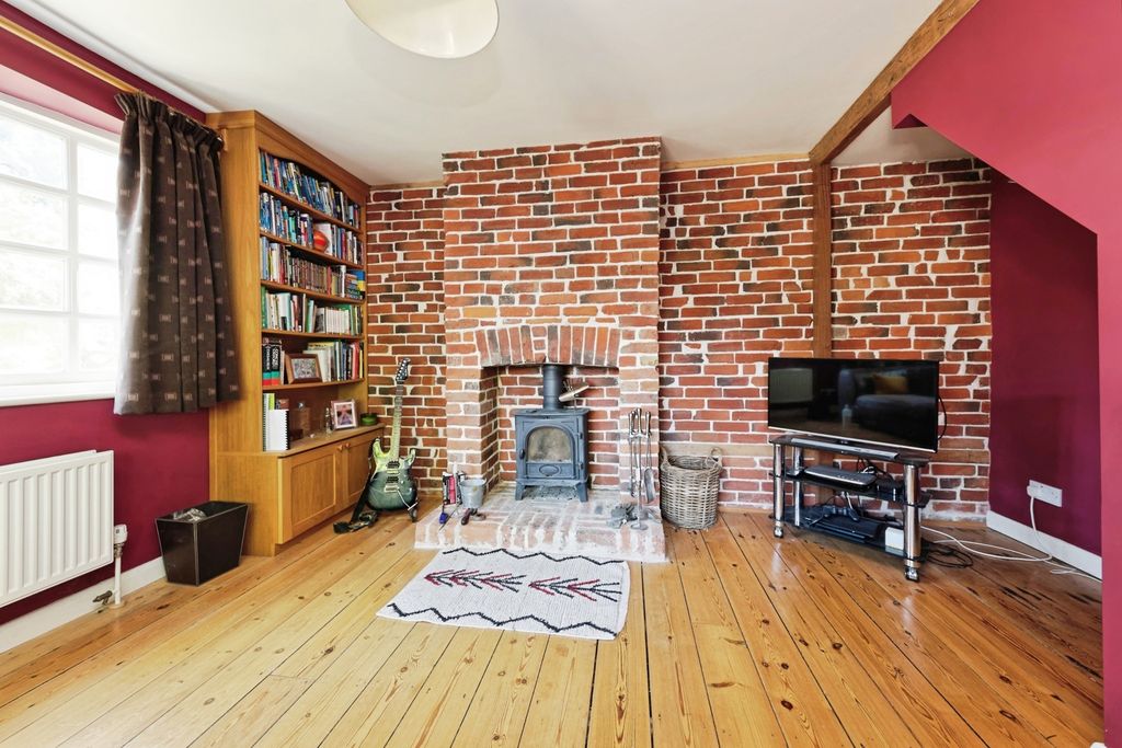 Property photo 2 of 14 Photo