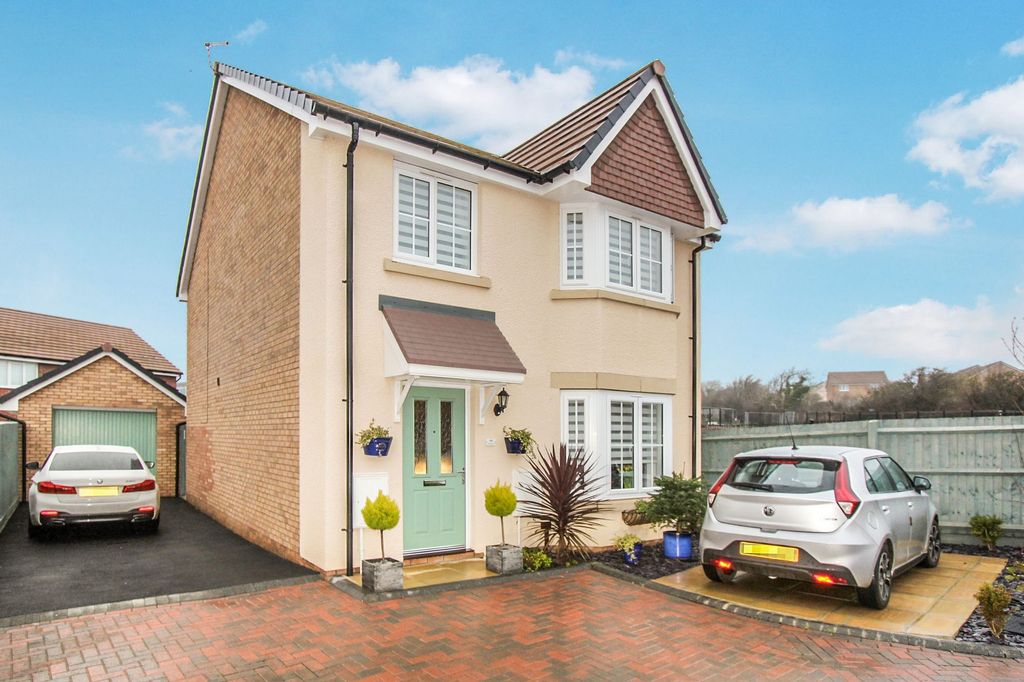 Property photo 1 of 22 Front Elevation