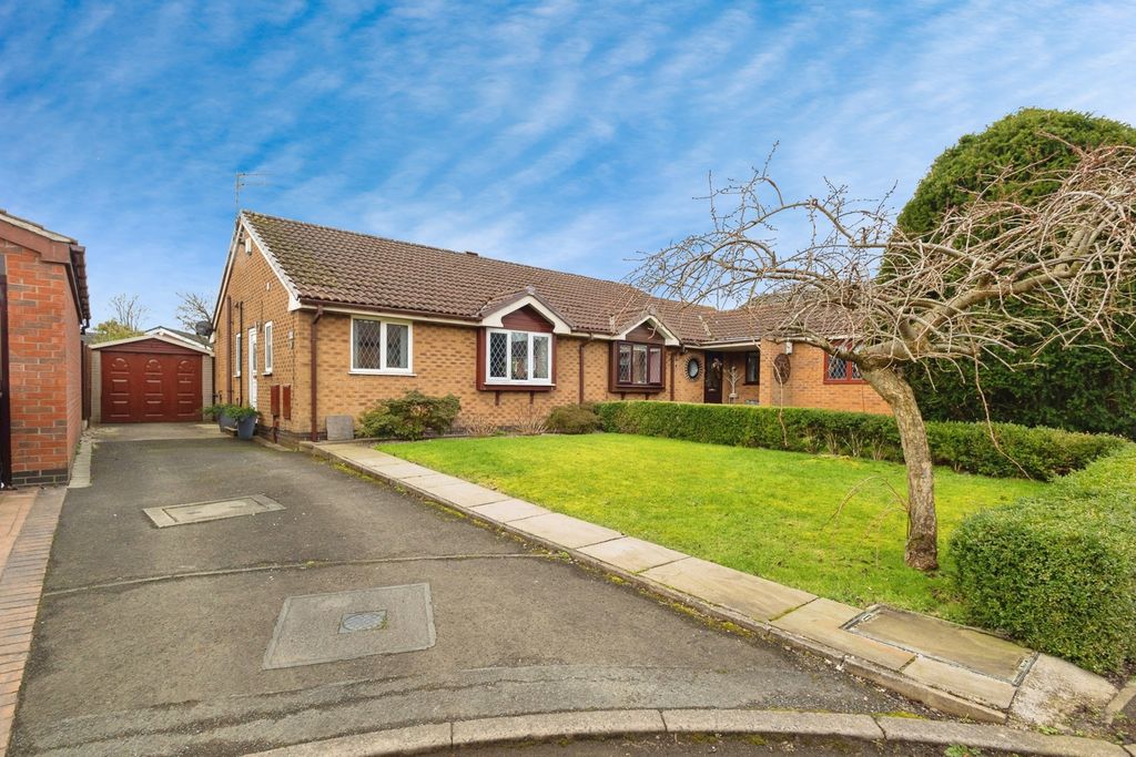 Property photo 1 of 15 Front