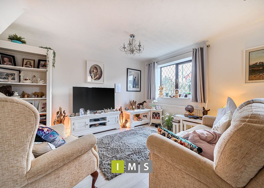 Property photo 3 of 19