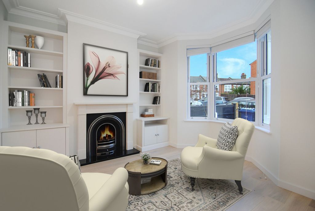 Property photo 2 of 18