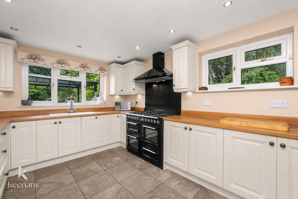 Property photo 3 of 52 3.Jpg