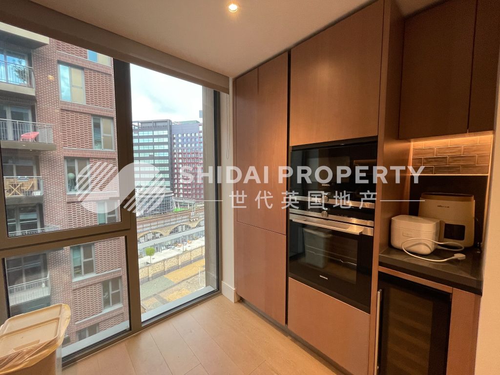 Property photo 2 of 18