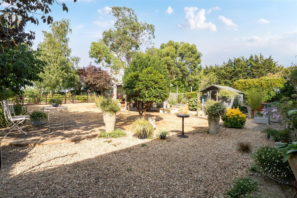 Property photo 2 of 20 1500782-9-6A71162899360.Jpg