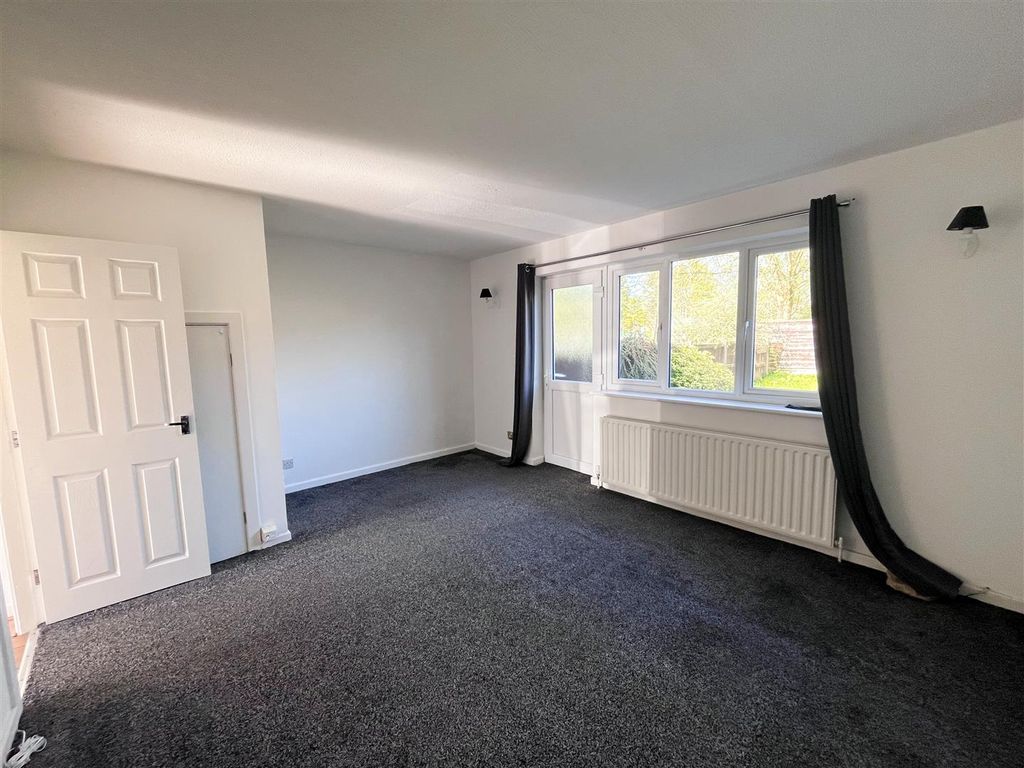 Additional image 5 of 2 bed property to rentBrackenwood Mews, Wilmslow, Cheshire SK9