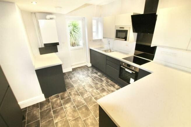 Property photo 2 of 16 Picture No. 03