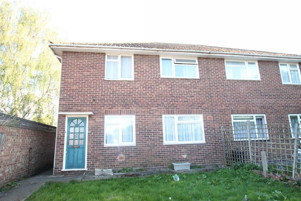 Property photo 1 of 6 Outside..Jpg