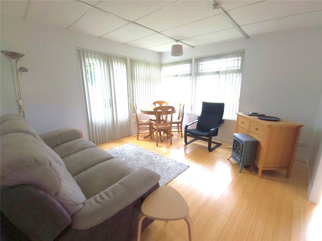 Property photo 3 of 10 Picture No. 23