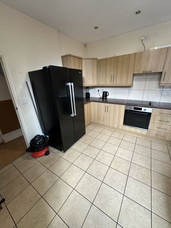 Property photo 1 of 12 9095564.Png