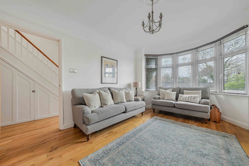 Property photo 2 of 57 Picture No. 09