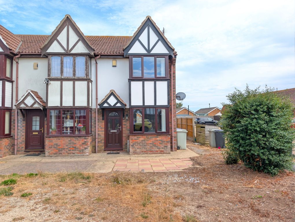 Property photo 1 of 11 Front