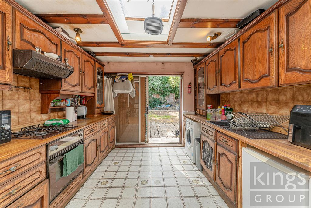Property photo 3 of 15
