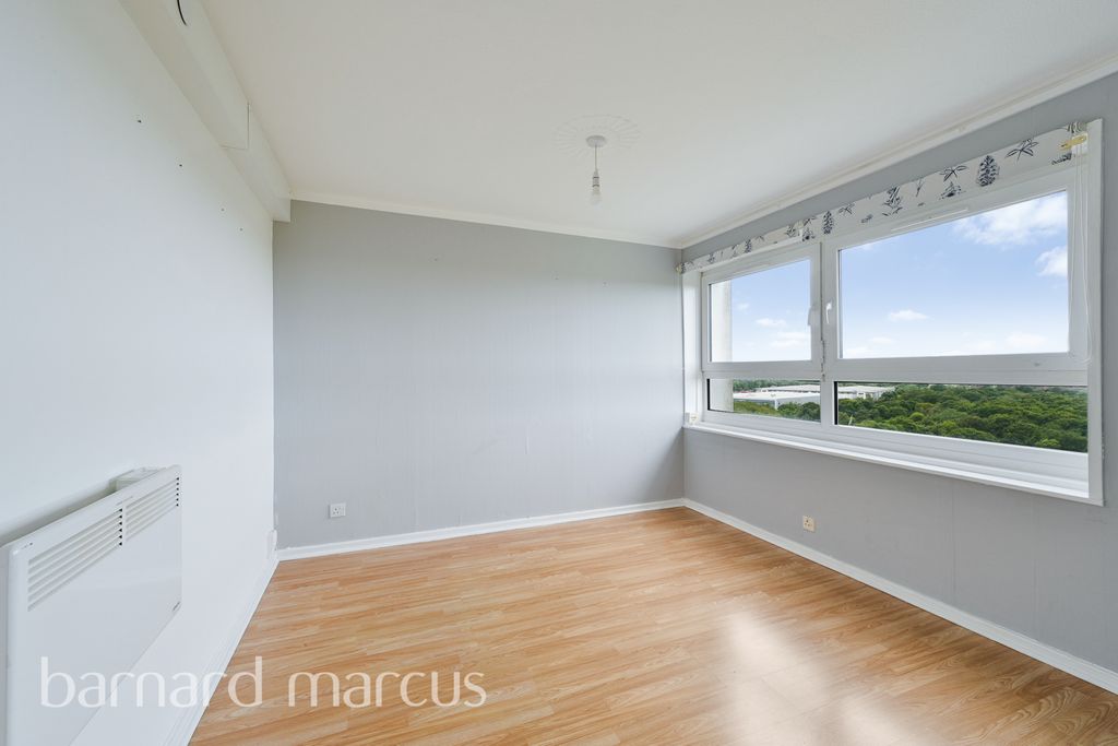 Property photo 2 of 8 Reception Room